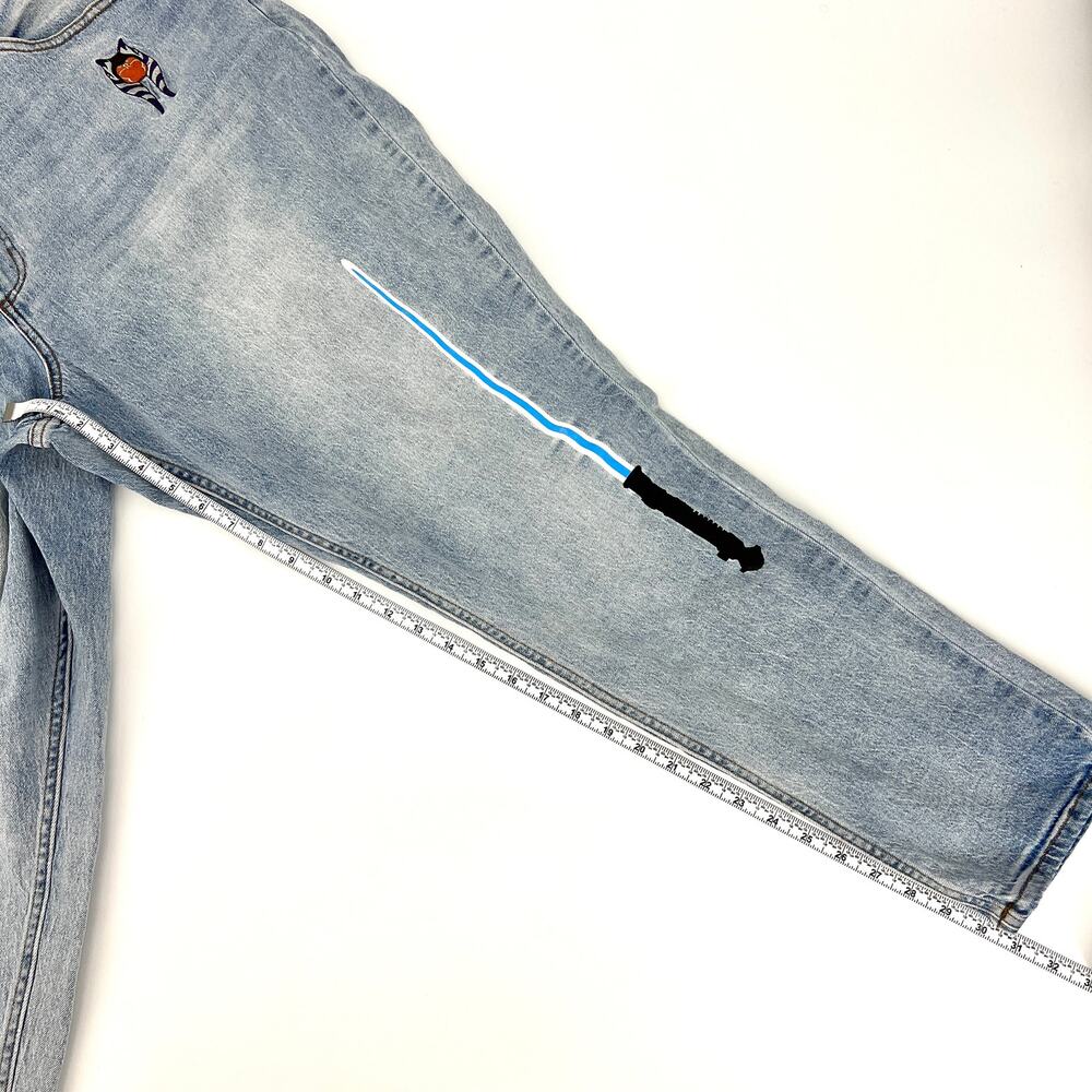 Her Universe Star Wars Ahsoka Mom Stretch Womens Jeans Embroidered Size 18 - Picture 8 of 10